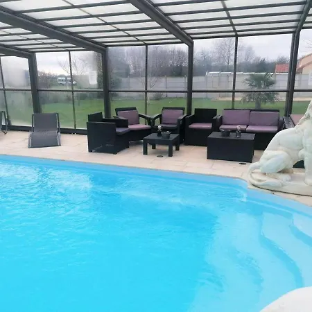 Elegante A Saint Clair-d'arcey Avec Piscine Privee Villa Bernay (Eure)