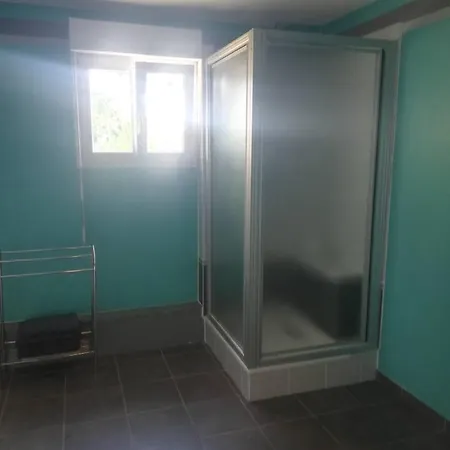 Elegante A Saint Clair-d'arcey Avec Piscine Privee