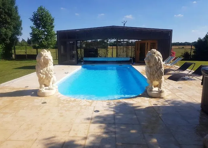 Elegante A Saint Clair-d'arcey Avec Piscine Privee Bernay (Eure)